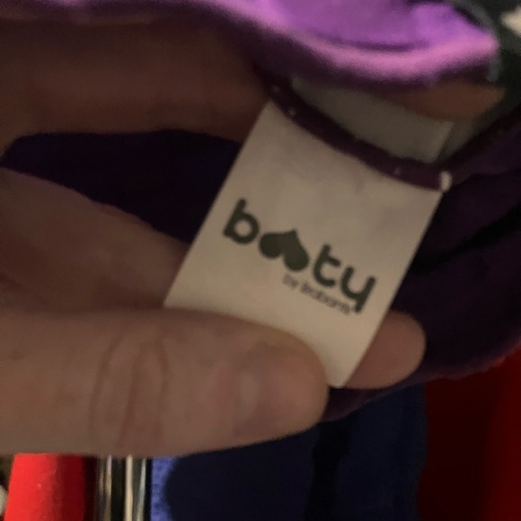 Booty by Brabants Purple Textured Chrome Crop Top - Picture 3 of 4